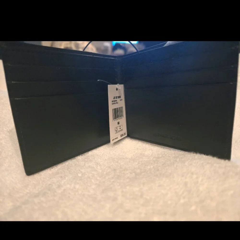NWT Michael Kors Jet Set Men's Slim BiFold Wallet